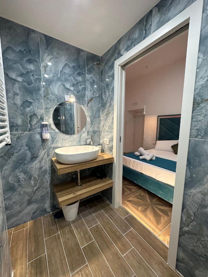 San Ferdinando Suite Room Neapol Zewnętrze zdjęcie