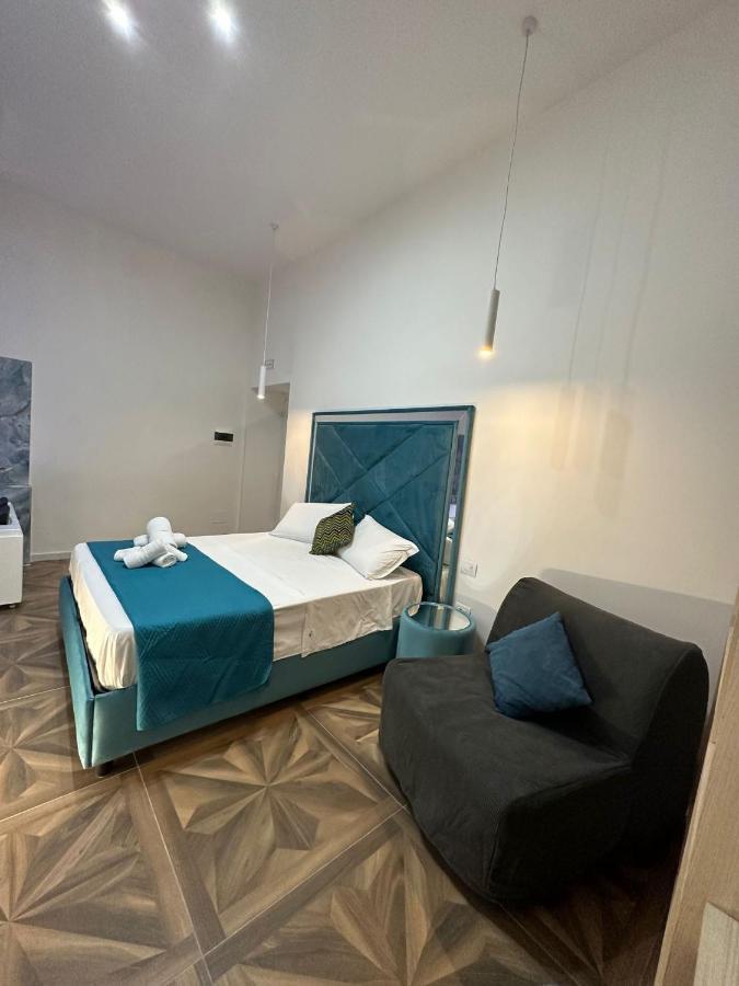 San Ferdinando Suite Room Neapol Zewnętrze zdjęcie