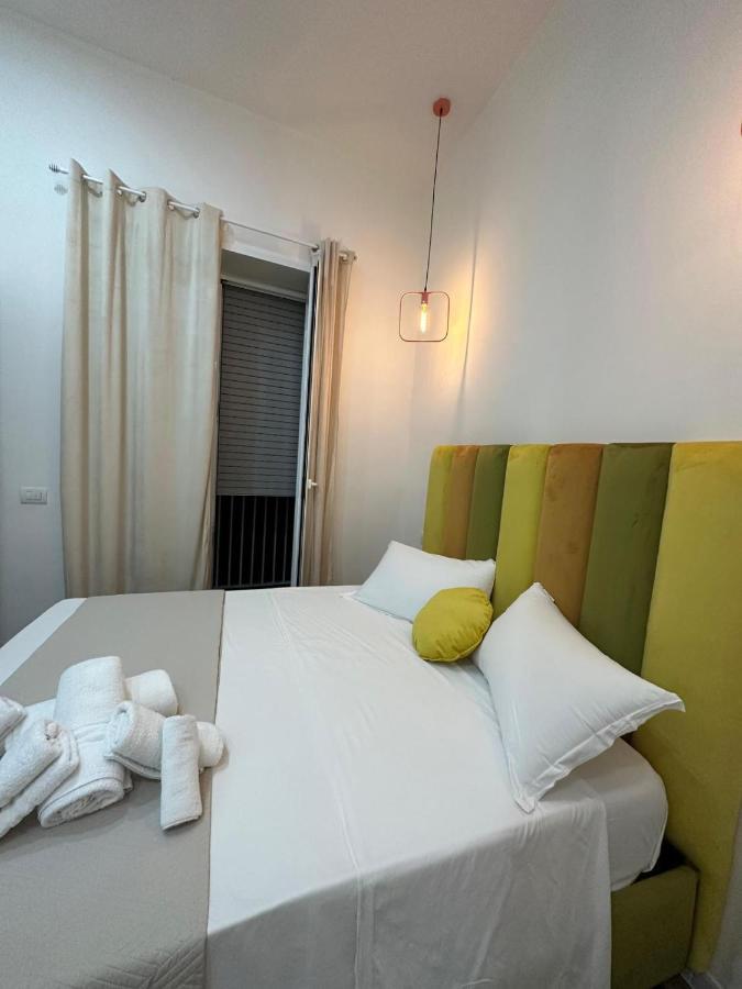 San Ferdinando Suite Room Neapol Zewnętrze zdjęcie