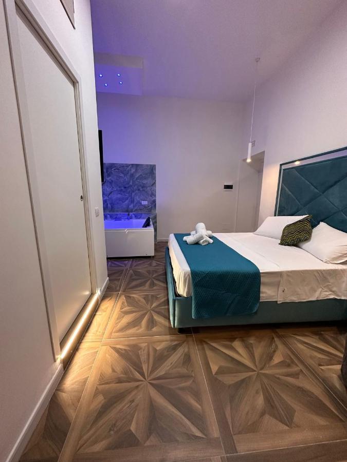San Ferdinando Suite Room Neapol Zewnętrze zdjęcie