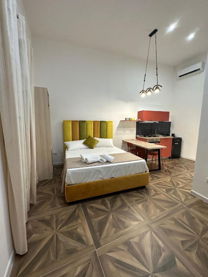 San Ferdinando Suite Room Neapol Zewnętrze zdjęcie