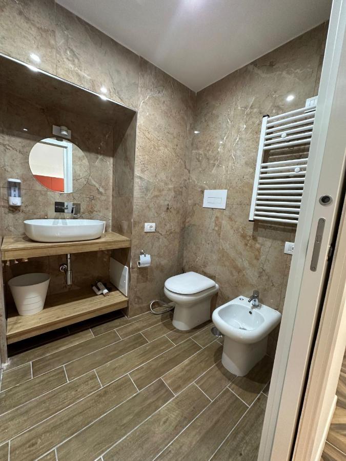 San Ferdinando Suite Room Neapol Zewnętrze zdjęcie