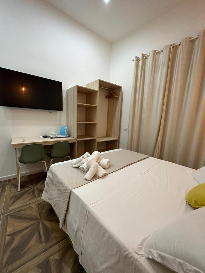 San Ferdinando Suite Room Neapol Zewnętrze zdjęcie