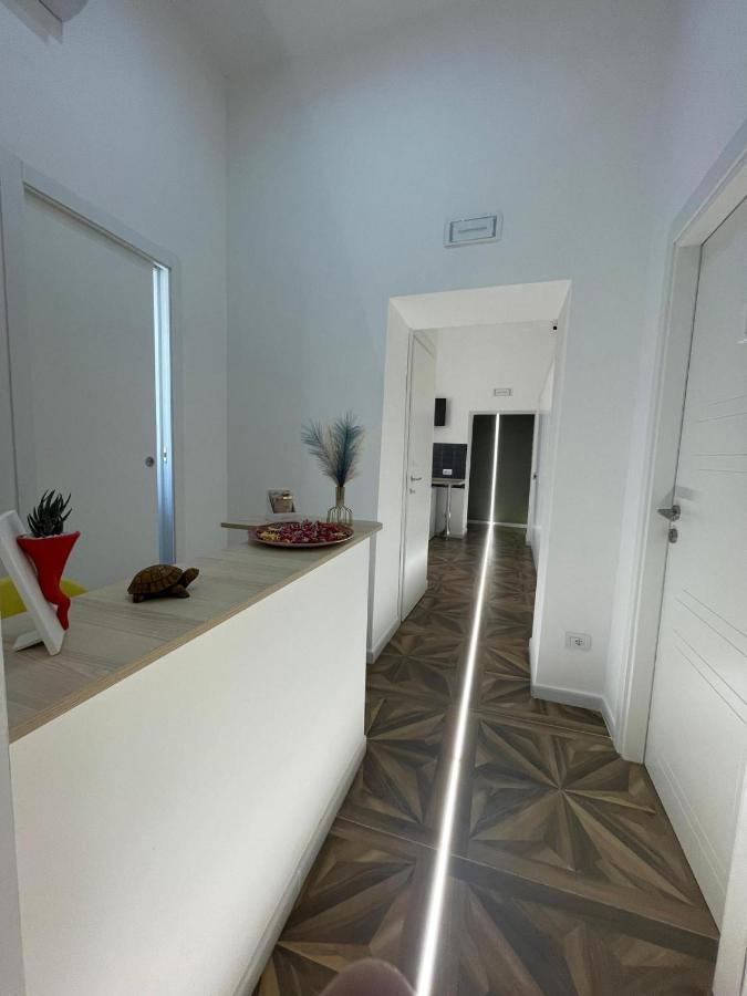 San Ferdinando Suite Room Neapol Zewnętrze zdjęcie